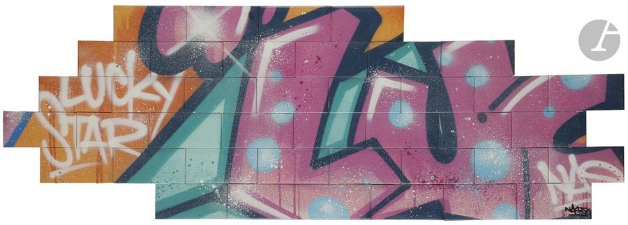 NASTY (né en 1974)
Lucky Star, 2013
Bombe aérosol sur carreau de métro.
Signée en bas à droite.
Signée et datée au dos.
44 x 127 cm

Un certificat de l’artiste sera remis à l’acquéreur.