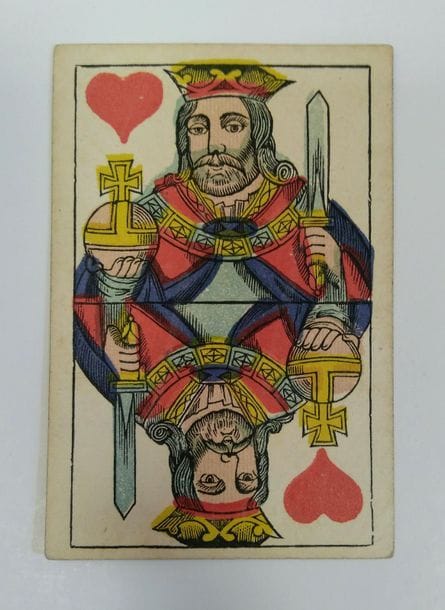 Jeu au portrait XP8 : C.L. Wüst, Francfort, av. 1870 ; 32/32 cartes ; 92 x 61 mm ; coins carrés ; sur AC timbre fiscal Königr. Preussen. TBE. 