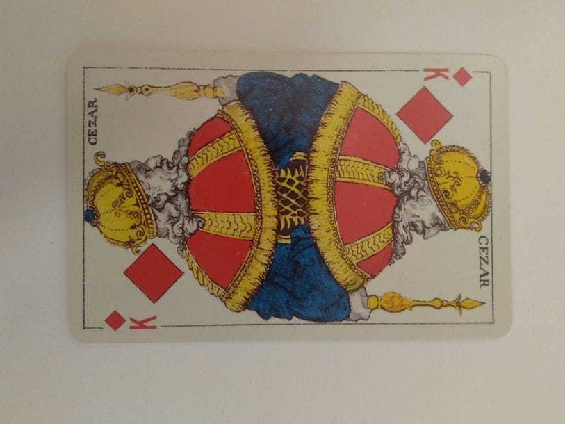 Reproduction Piatnik : Trappola, 1988, boîte, livret (M. Dummett et R. Kissel). + Facsimilé du jeu de Philip Otto Runge, ASS, 1977, logo BD (Dondorf) sur AT, 52 cartes + 3 jokers. TBE. 