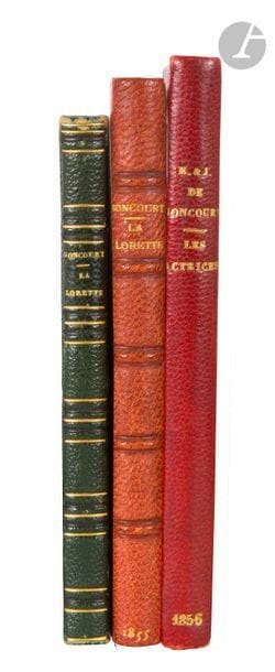 GONCOURT (Edmond et Jules de).
La Lorette.
Paris : Dentu, 1853. — In-32, 101 x 68 : (34 ff.). Demi-maroquin vert, dos lisse orné, tranches marbrées (reliure de l’époque).

Édition originale.
Bon exemplaire en reliure de l’époque, provenant de la collection du bibliophile René Amédée Choppin de Villy (1806-1886).
Frottements d’usage aux coiffes.
Provenances : René Amédée Choppin, avec ex-libris. - P. Grandsire, avec ex-libris.
On joint : 
- GONCOURT (Edmond et Jules de). La Lorette. Paris : E. Dentu, [1855]. — In-32, 109 x 69 : (32 ff.), couverture imprimée. Demi-maroquin fauve, dos à nerfs, tête marbrée, non rogné, couverture conservée (reliure de la fin du XIXe siècle).
Troisième édition, illustrée d’une vignette de Gavarni gravée sur bois par A. Ladvieille.
Exemplaire très bien conservé malgré la couverture tâchée.
- GONCOURT (Edmond et Jules de). Les Actrices. Paris : E. Dentu, 1856. — In-32, 112 x 70 : (32 ff.). Bradel demi-chagrin rouge à coins, dos lisse, non rogné (reliure de l’époque).
Deuxième édition publiée la même année que l’originale.
Minimes frottements d’usage aux coiffes et aux coins. Rousseurs.