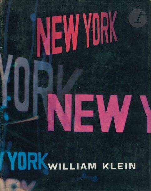KLEIN, WILLIAM (1928)
New York. Life is Good and Good For You in New York : Trance Witness Revels. 
Éditions du Seuil, Paris, 1956.
In-8 (28 x 22 cm). Édition originale française. 
194 pp. Reliure d’éditeur sous jaquette illustrée. Complet du livret de 16 pp.
Réf. Auer, p. 365 ; The book of 101 Books, 
pp. 140- 142 ; Hasselblad, pp. 164-165 ; Parr & Badger, I, p. 243.