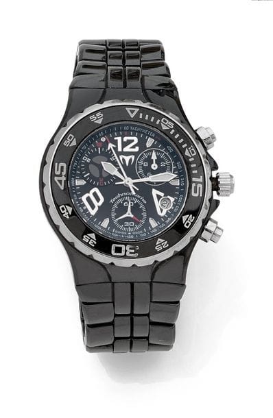 TECHNOMARINE. N°0383
Montre bracelet pour homme en céramique noire formant chronographe, totalisateur par compteurs heures et minutes, date à 4H par guichet, mouvement à quartz (fonctionne) bracelet en céramique noire avec sa boucle déployante signée, choc au boîtier.
Cadran, boîtier et mouvement signés.

La montre est accompagnée de son écrin et de maillons supplémentaires.