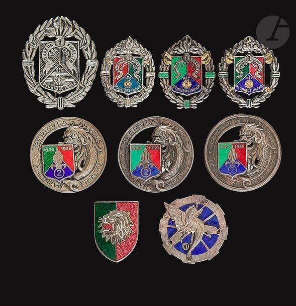 9 insignes – 4x Légion 1er REC (Abp, Dr Ber, locale Indochine, insigne béret 6 flammes), 6e Escadron (modifié 2 anneaux), GRDI 97 [AC], 3x 2e Cie (Dr Ber (en argent), Abp, DP). 
