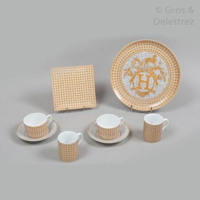 HERMÈS Paris made in France
One-to-one porcelain...