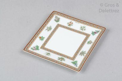 HERMÈS Paris made in France
Porcelain set...