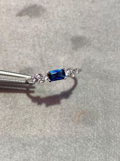 Sapphire and diamond ring