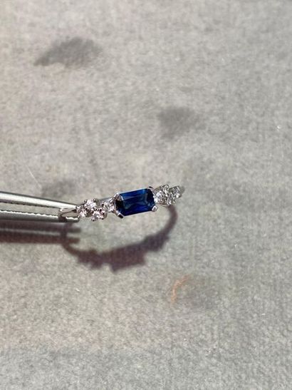 Sapphire and diamond ring