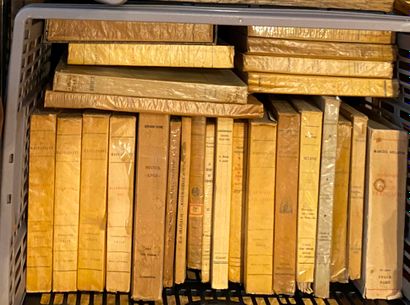 
 
[Littérature] Lot de 50 volumes brochés...