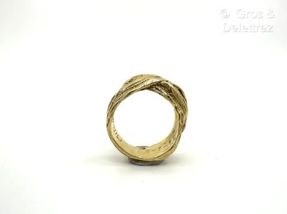 Igor MITORAJ (1944-2014)
Ring in textured...