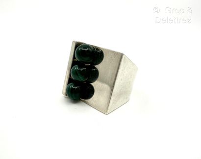 Marc DELOCHE
Artist's band ring in 800 thousandths...