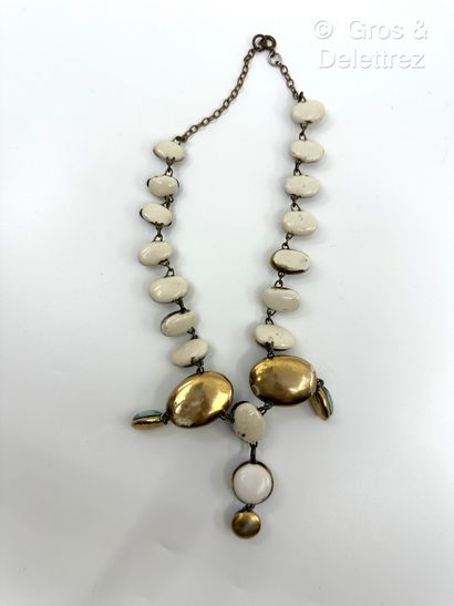 Denise GATARD (1908-1991)
Necklace with white...