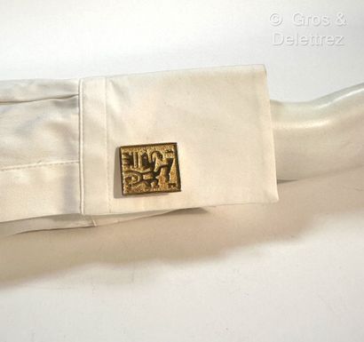Oswaldo GUAYASAMIN (1919-1999)
Pair of cufflinks...