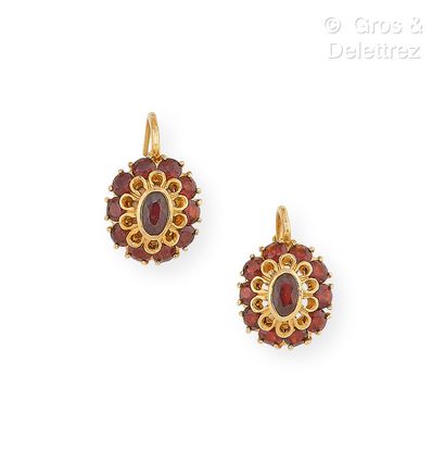 Travail italien
Paire de boucles d’oreilles...