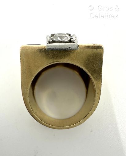 Travail français des années 1940
Bague «...