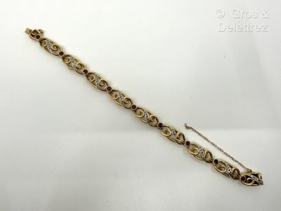 Travail français de la fin du XIXe siècle
Bracelet...