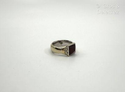 Travail français
Bague en or rhodié 750 millièmes...