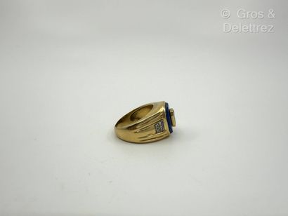 Bague chevalière en or jaune 750 millièmes,...