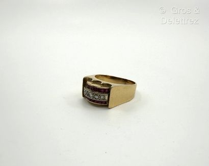 Travail français des années 1940
Bague «...