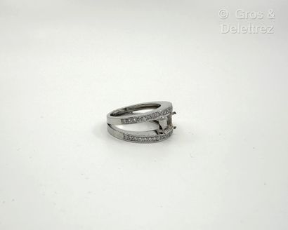 Travail français
Monture de bague bandeau...