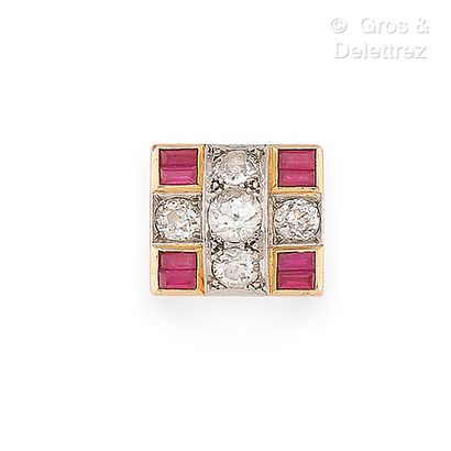 Travail français des années 1940
Bague «...