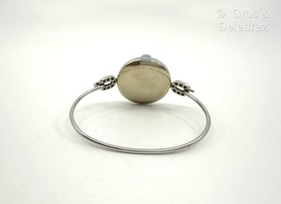 RICHARDS-ZEGER
Bracelet-montre vintage de...