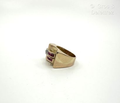 Travail français des années 1940
Bague «...