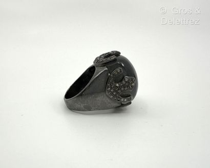 Bague d’artiste en argent noirci 800 millièmes...