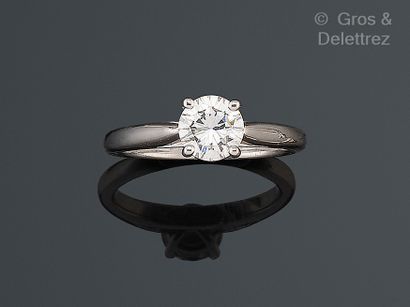 Travail français
Solitaire en or gris 750...