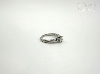 Travail français
Solitaire en or gris 750...
