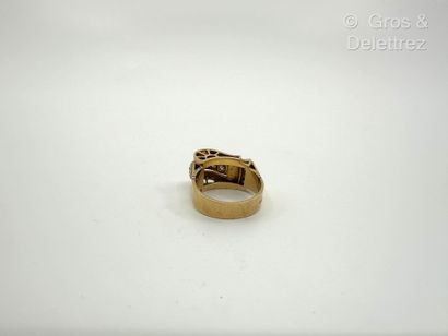 Travail français des années 1940
Bague «...
