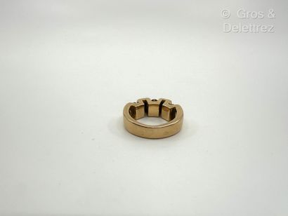 Travail français
Bague en or jaune 750 millièmes...