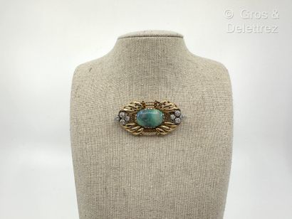Travail français
Broche ovale ajourée en...