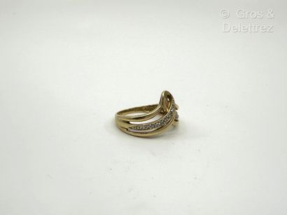 Bague « Boucle » en or jaune et or gris 750...