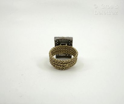 Bague en or jaune et or gris 750 millièmes...