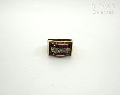 Travail français des années 1940
Bague «...