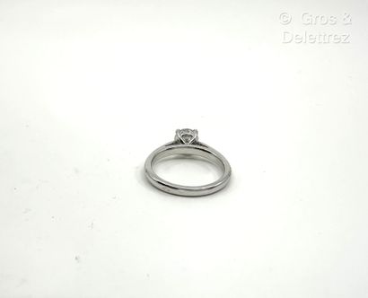 Travail français
Solitaire en or gris 750...