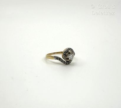 Travail vers 1900
Bague « Tourbillon » en...