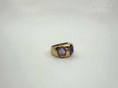 Travail italien
Bague boule en or jaune 750...