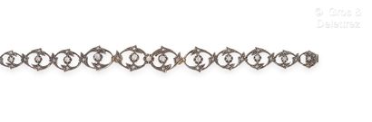 Travail français de la fin du XIXe siècle
Bracelet...