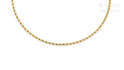 Collier en or jaune 585 millièmes à maille...