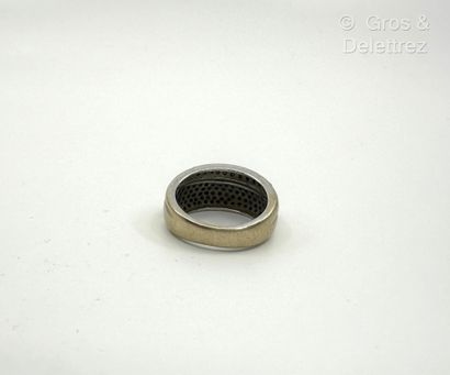 Bague bandeau godronnée en or rhodié 750...