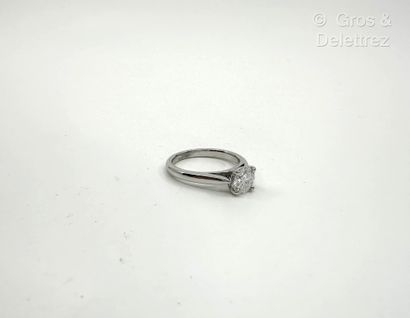 Travail français
Solitaire en or gris 750...