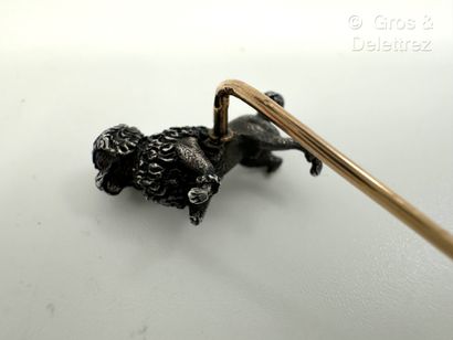 Travail français de la fin du XIXe siècle
Épingle...