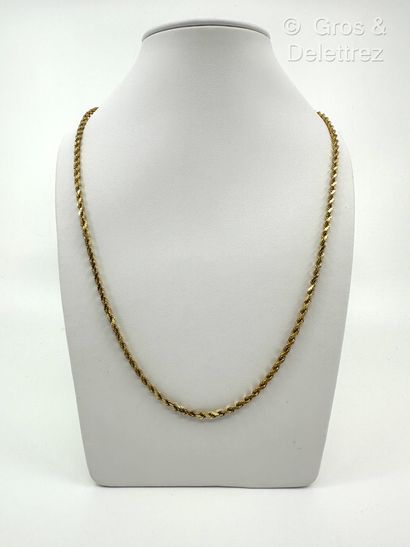 Collier en or jaune 585 millièmes à maille...