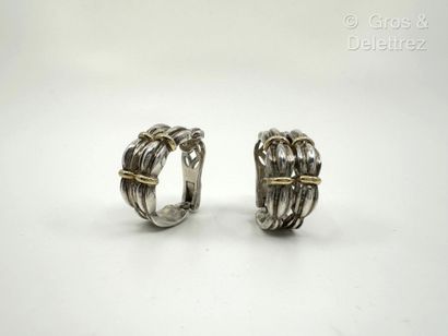 ILIAS LALAOUNIS
Paire de boucles d’oreilles...