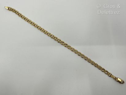 Travail italien
Bracelet en or jaune 750...