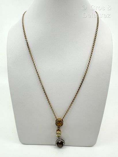 MATY, Travail contemporain
Pendentif en or...