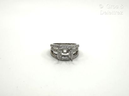 WASKOLL
Monture de bague bandeau en or gris...