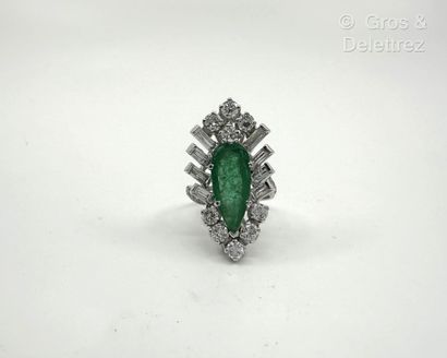 Travail français des années 1960
Bague «...