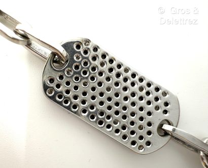 Travail français
Bracelet gourmette en or...